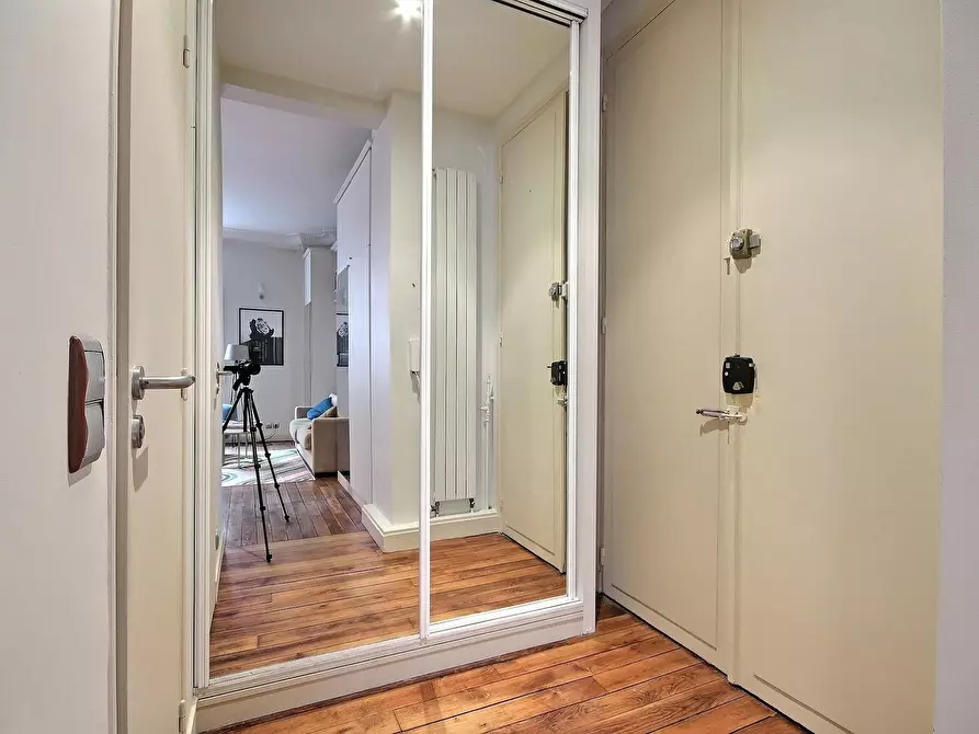 Immagine 3 di Appartamento in affitto  in Rue de l'Assomption a Paris 16