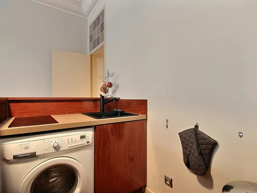 Immagine 7 di Appartamento in affitto  in Rue de l'Assomption a Paris 16