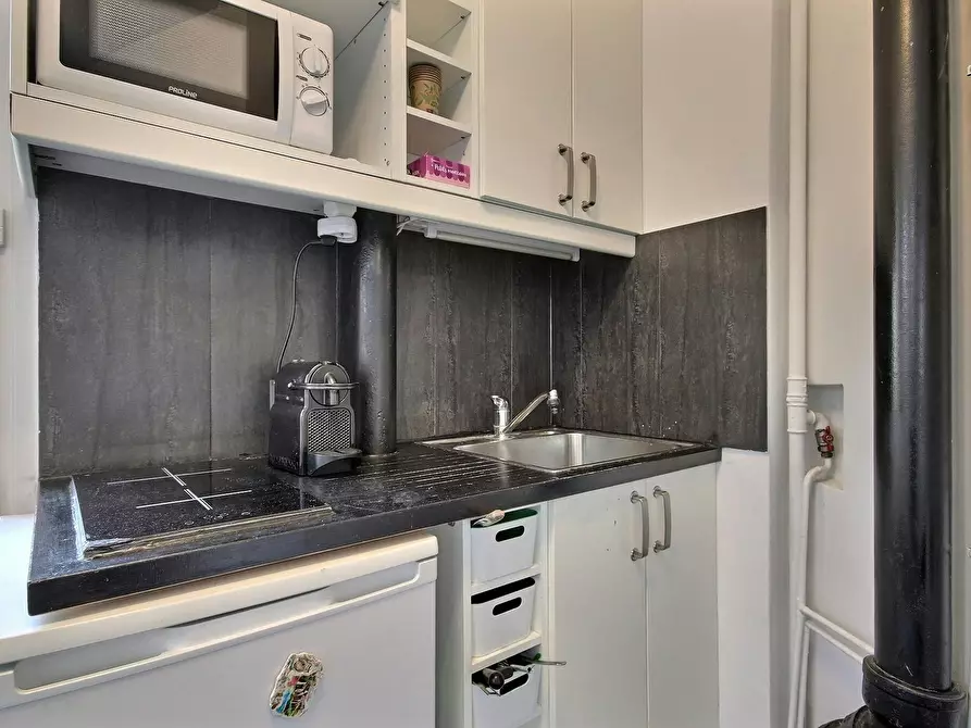 Immagine 5 di Appartamento in affitto  in Rue des Batignolles a Paris 17