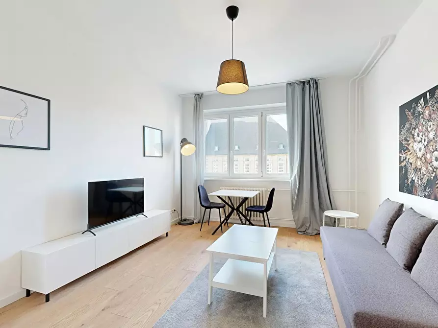 Immagine 2 di Appartamento in affitto  in Martin-Luther-Straße a Berlin