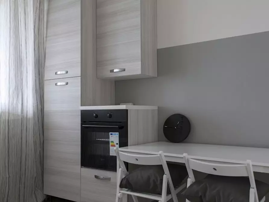 Immagine 6 di Camera in affitto  in Via Federico Engels a Milano