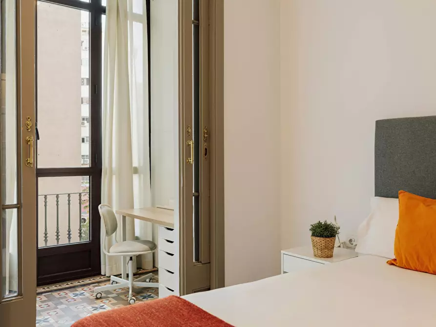 Immagine 2 di Camera in affitto  in Carrer de Balmes a Barcelona