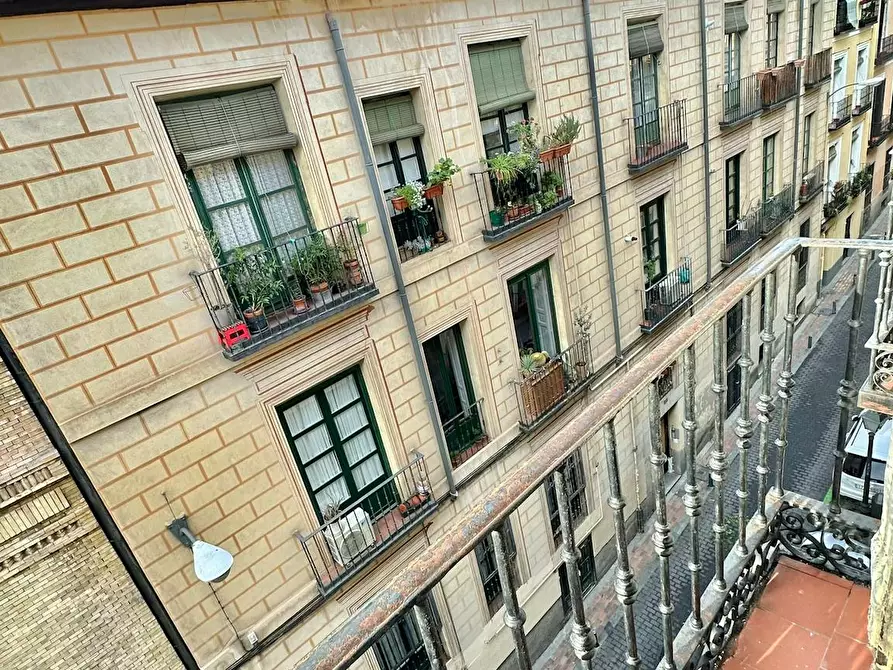 Immagine 3 di Camera in affitto  in Calle de Jesús del Valle a Madrid