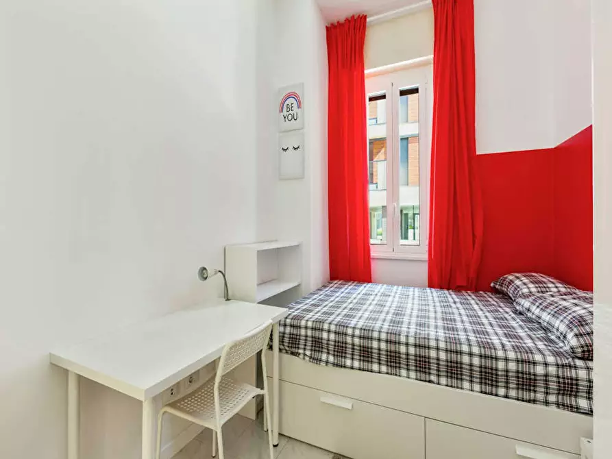 Immagine 2 di Camera in affitto  in Via Pantigliate a Milano