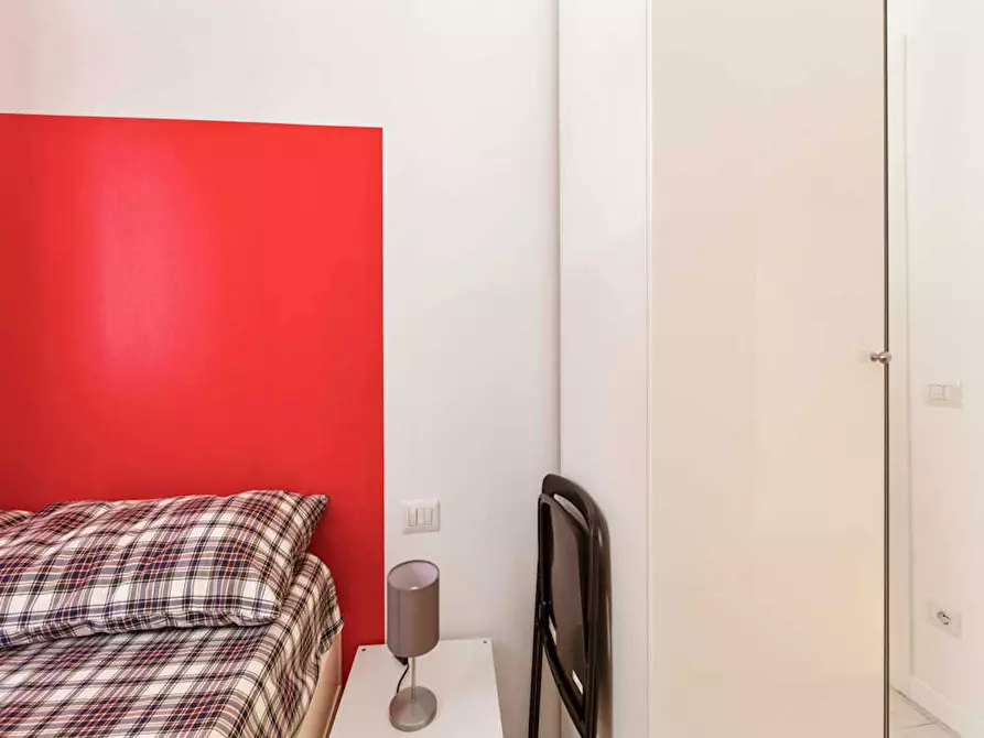 Immagine 4 di Camera in affitto  in Via Pantigliate a Milano