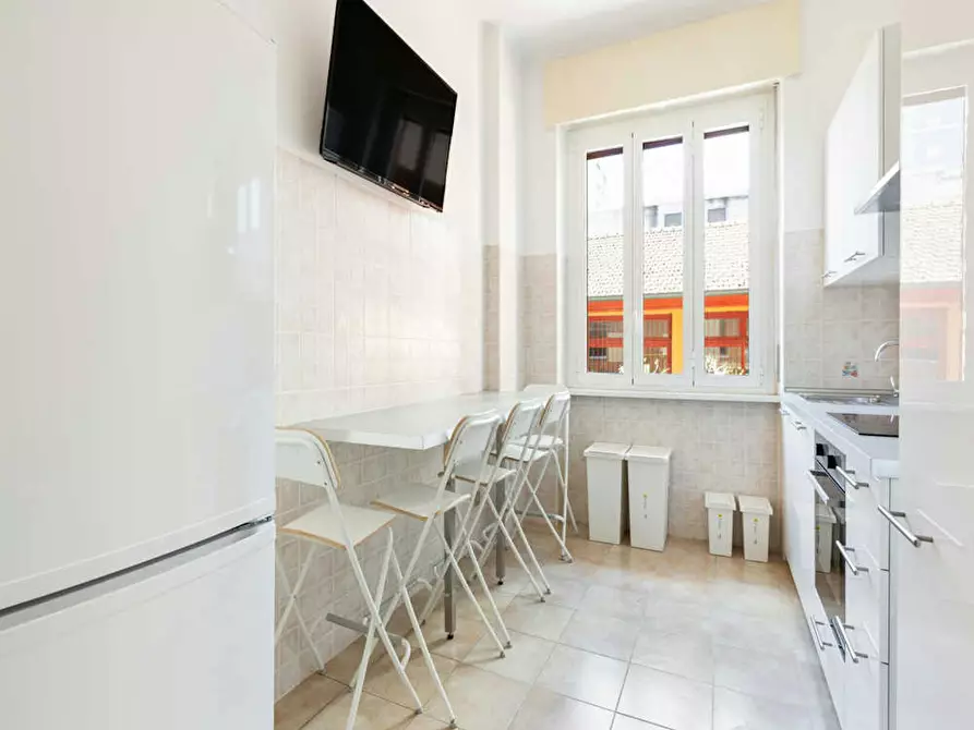 Immagine 6 di Camera in affitto  in Via Pantigliate a Milano