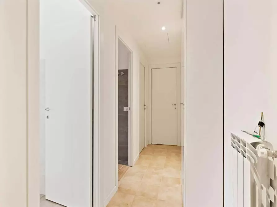 Immagine 10 di Camera in affitto  in Via Pantigliate a Milano