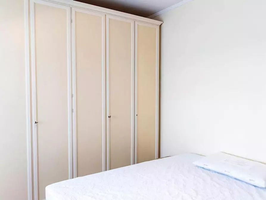 Immagine 3 di Camera in affitto  in Via Calpurnio Fiamma a Roma