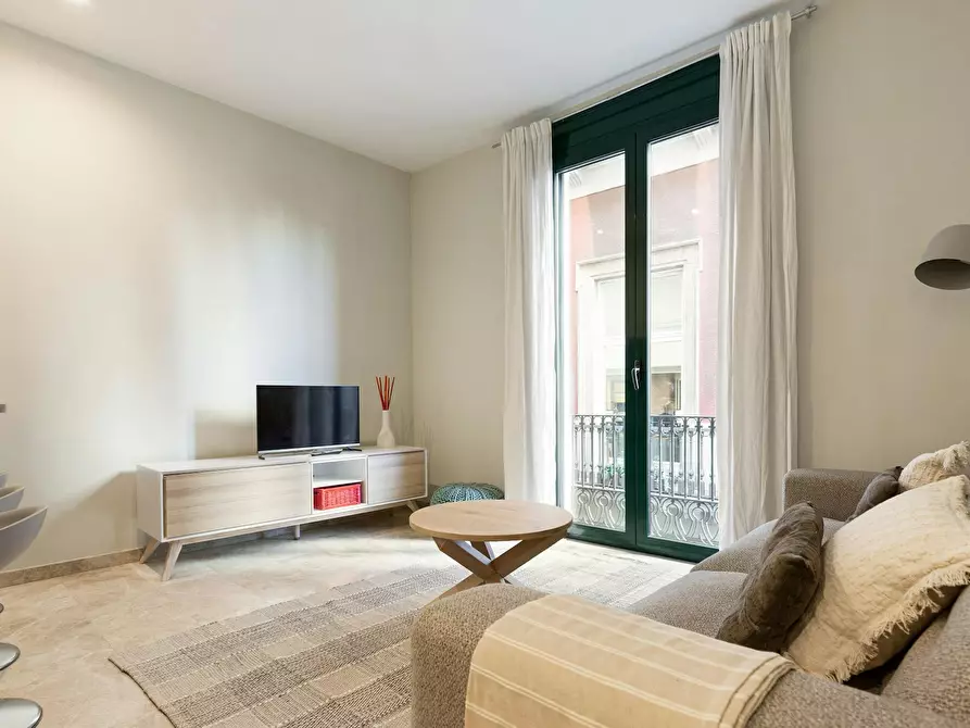 Immagine 2 di Appartamento in affitto  in Carrer de la Mercè a Barcelona