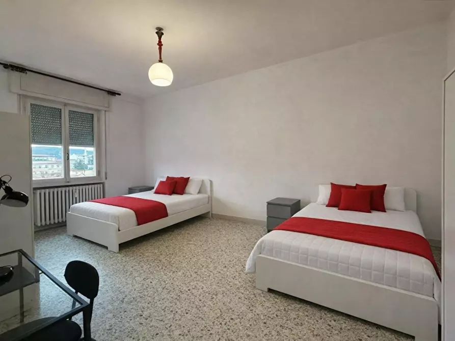Immagine 1 di Camera condivisa in affitto  in Via dei Sette Santi a Firenze
