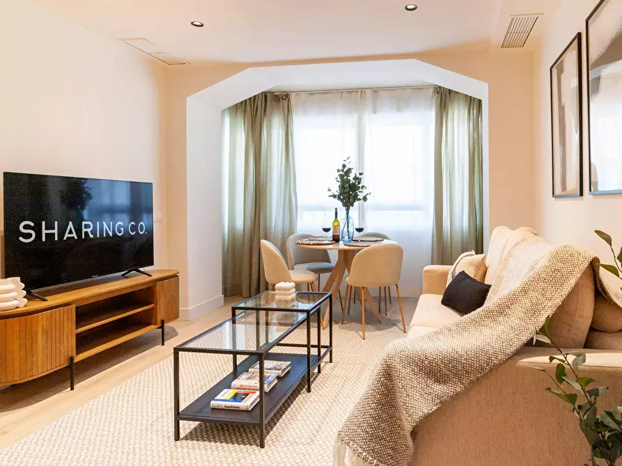 Immagine 3 di Appartamento in affitto  in Calle del Doctor Fleming a Madrid
