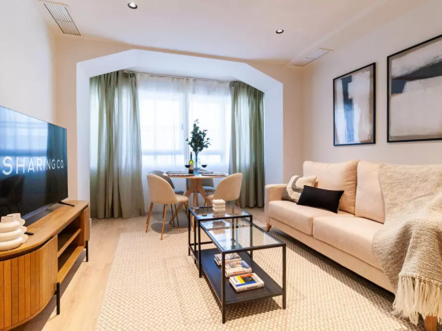 Immagine 2 di Appartamento in affitto  in Calle del Doctor Fleming a Madrid