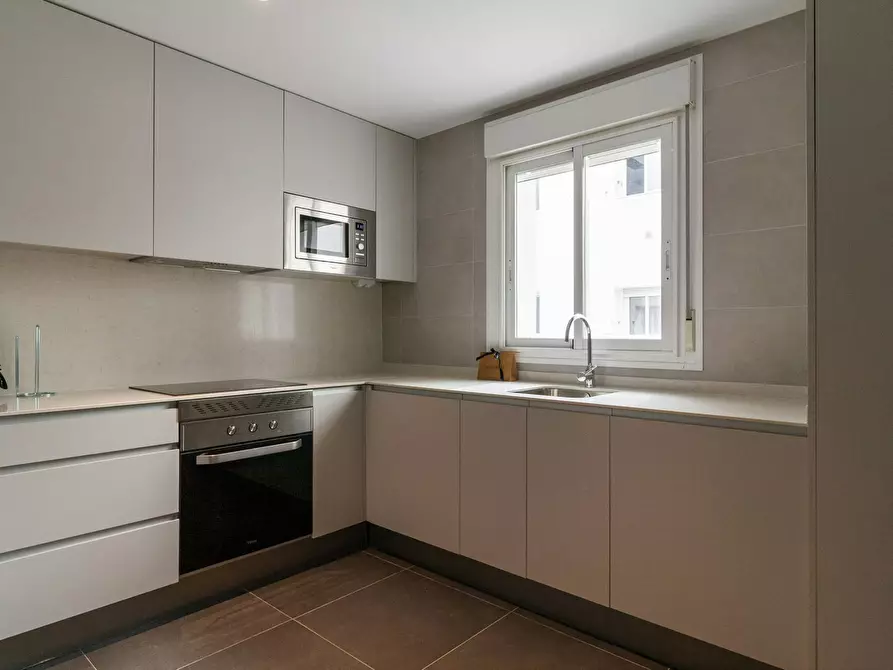 Immagine 10 di Appartamento in affitto  in Calle del Doctor Fleming a Madrid