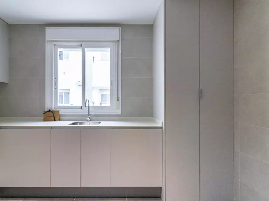 Immagine 9 di Appartamento in affitto  in Calle del Doctor Fleming a Madrid