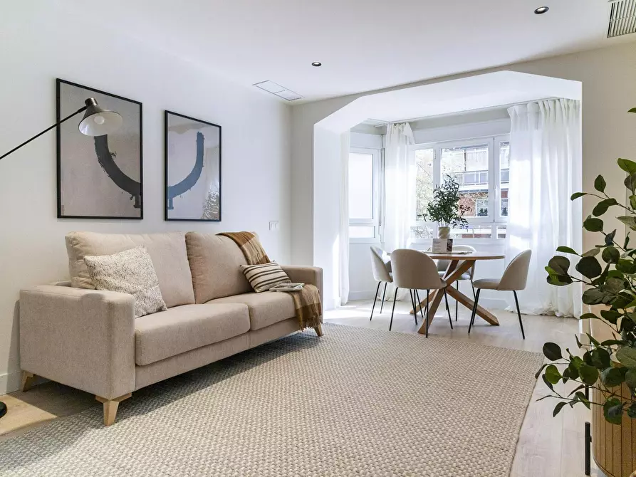 Immagine 2 di Appartamento in affitto  in Calle del Doctor Fleming a Madrid