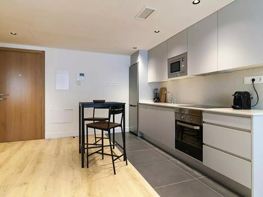 Immagine 7 di Appartamento in affitto  in Calle del Doctor Fleming a Madrid
