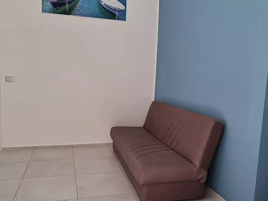 Immagine 6 di Camera in affitto  in Via delle Zite a Napoli