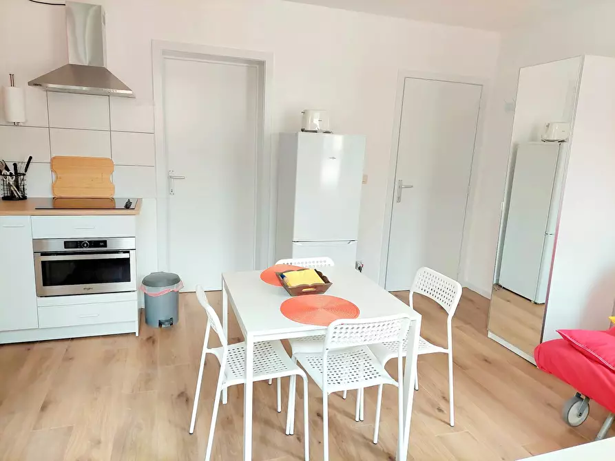 Immagine 8 di Appartamento in affitto  in Rue Jules Houssière a Dampremy