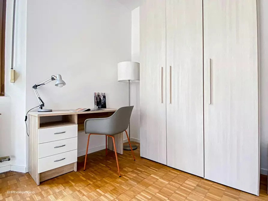 Immagine 8 di Camera in affitto  in Via del Brennero a Trento