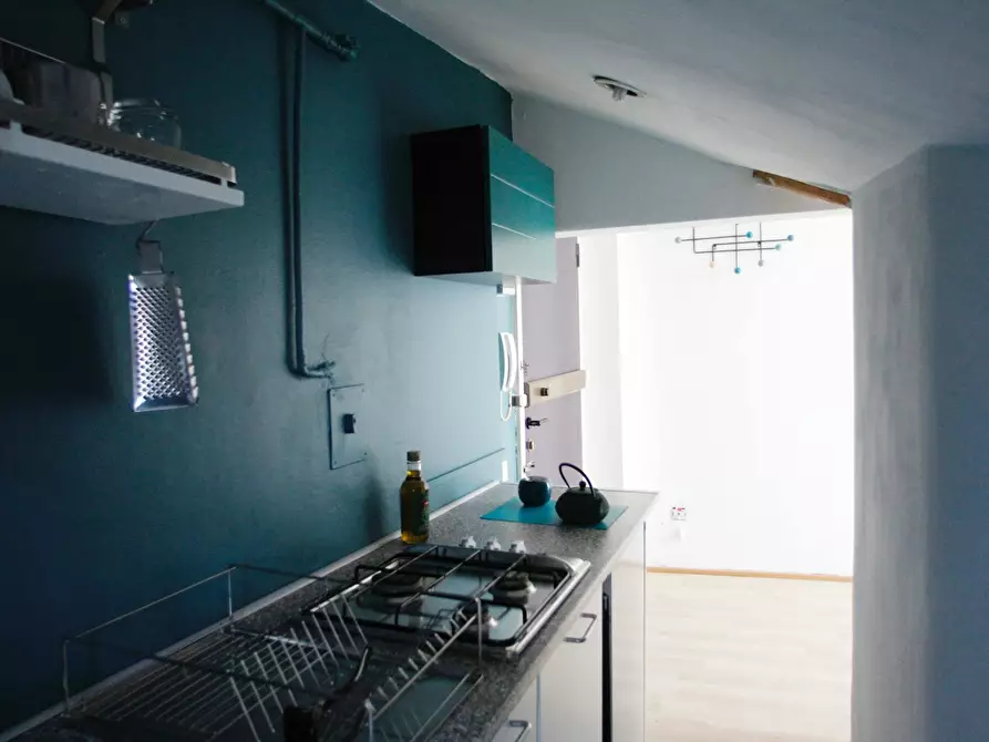 Immagine 3 di Appartamento in affitto  in Via Giuseppe Petroni a Bologna