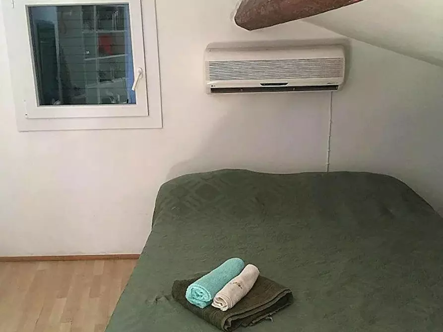 Immagine 7 di Appartamento in affitto  in Via Giuseppe Petroni a Bologna