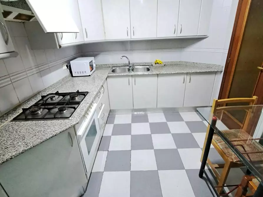 Immagine 3 di Camera in affitto  in Calle Vistabella a Albacete