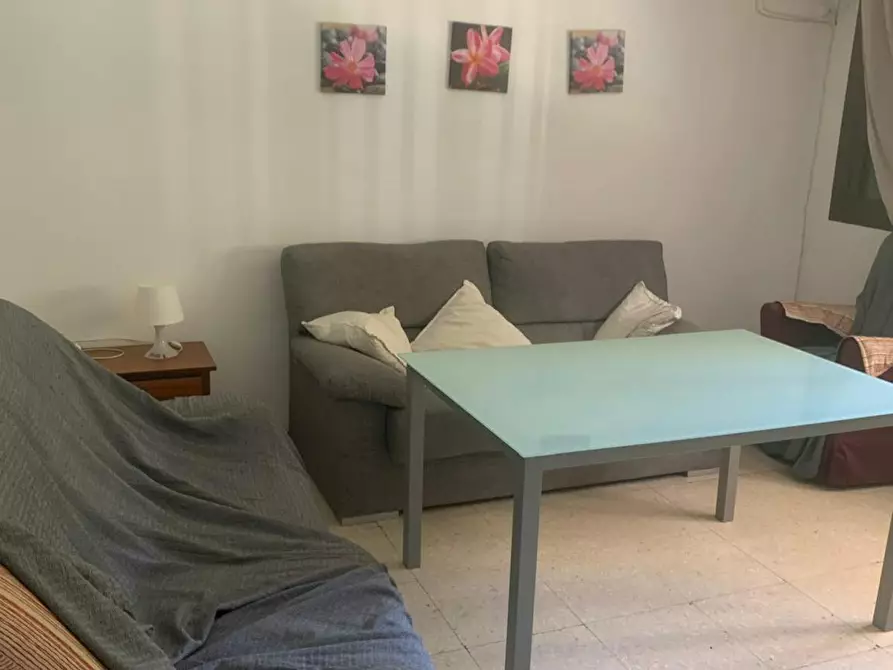 Immagine 9 di Camera in affitto  in Calle Óscar Carvallo a Sevilla