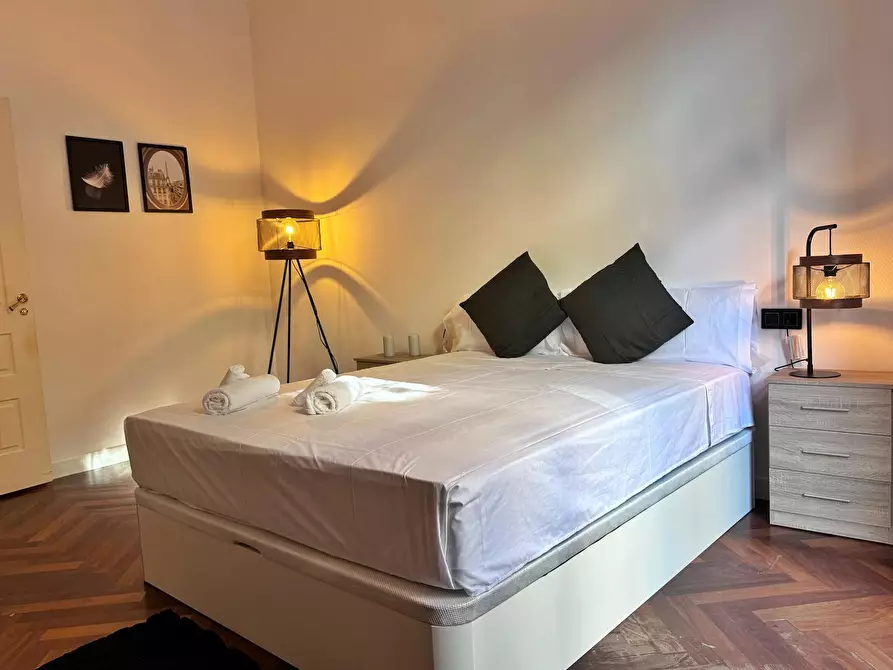 Immagine 5 di Camera in affitto  in Carrer de Pau Claris a Barcelona