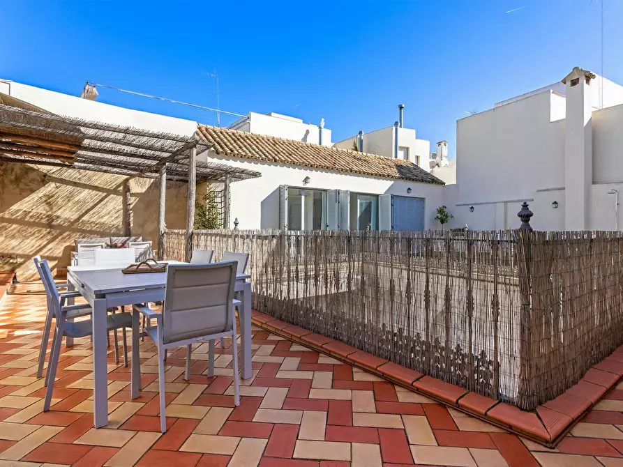 Immagine 9 di Appartamento in affitto  in Calle Abades a Sevilla