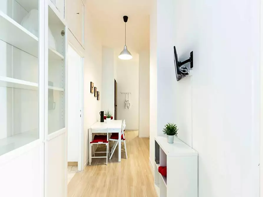 Immagine 9 di Camera in affitto  in Viale Beatrice d'Este a Milano