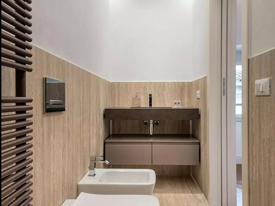 Immagine 9 di Appartamento in affitto  in Via dei Tosinghi a Firenze