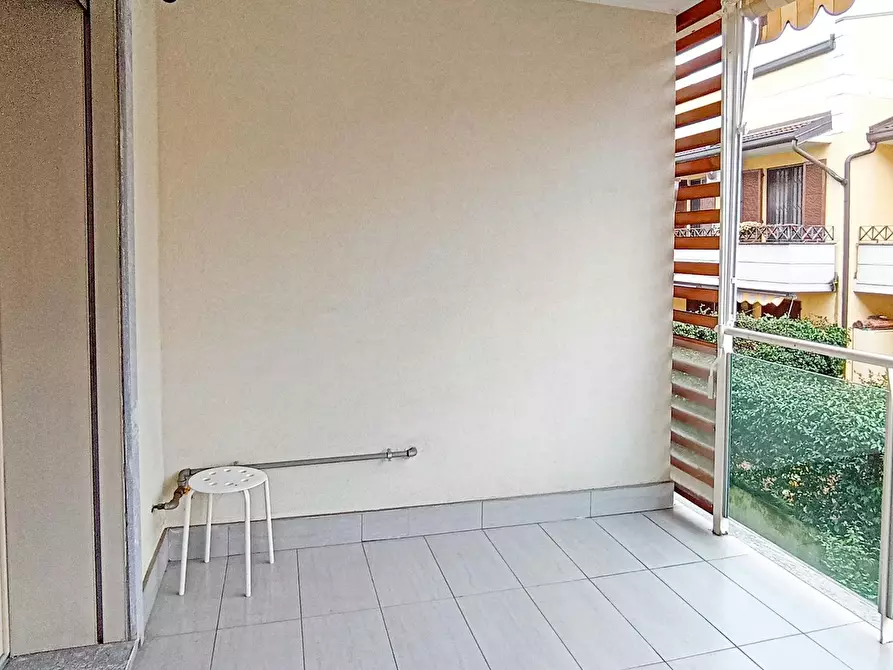 Immagine 10 di Appartamento in affitto  in Via Alessandro Volta a Cologno Monzese