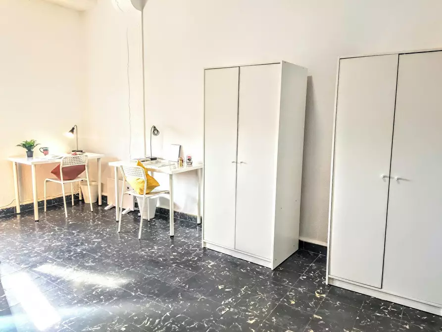 Immagine 3 di Camera in affitto  in Carrer Conca a Valencia