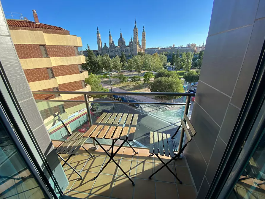 Immagine 1 di Appartamento in affitto  in Calle Ricardo del Arco a Zaragoza