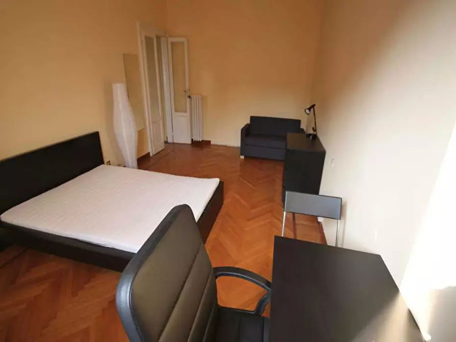 Immagine 2 di Camera in affitto  in Piazza Maria Adelaide di Savoia a Milano