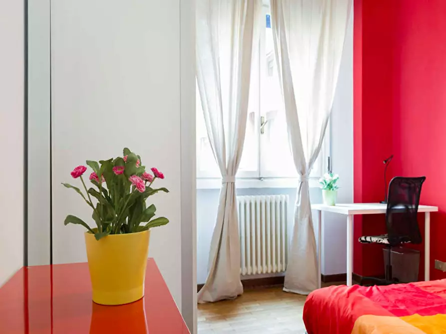 Immagine 4 di Camera in affitto  in Viale Coni Zugna a Milano