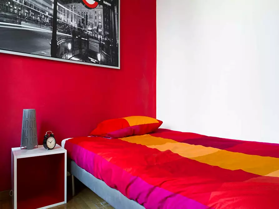 Immagine 1 di Camera in affitto  in Viale Coni Zugna a Milano