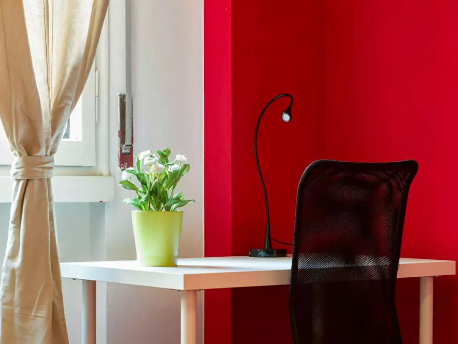 Immagine 7 di Camera in affitto  in Viale Coni Zugna a Milano