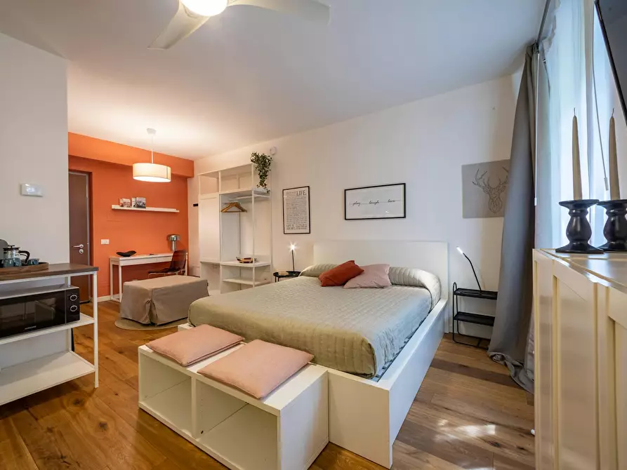 Immagine 2 di Appartamento in affitto  in Via Angelo Scarsellini a Verona