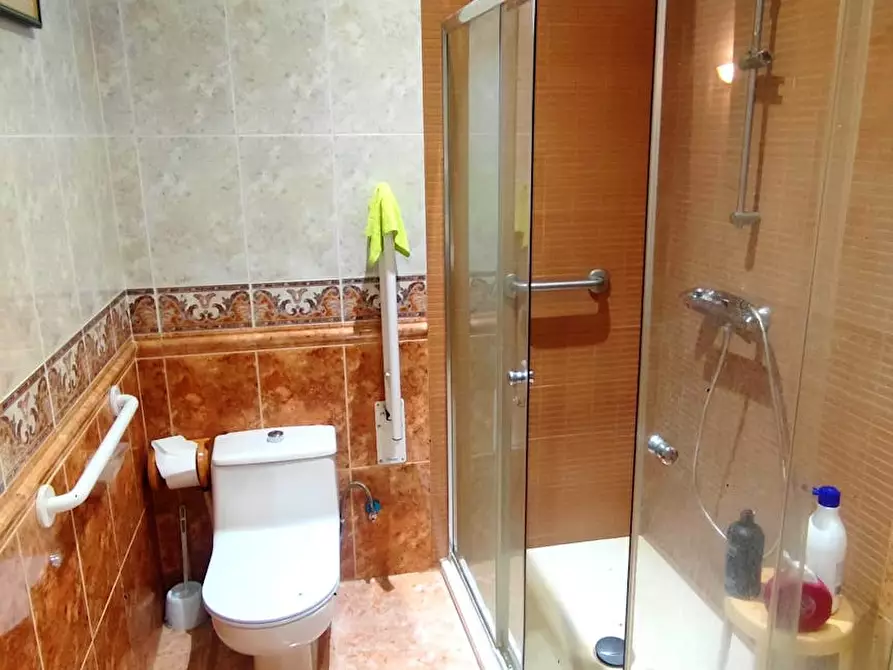 Immagine 8 di Camera in affitto  in Paseo de Almería a Almeria