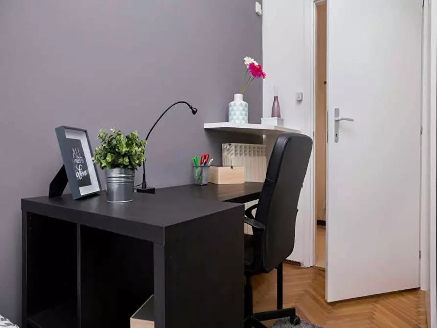 Immagine 6 di Camera in affitto  in Via Caminadella a Milano