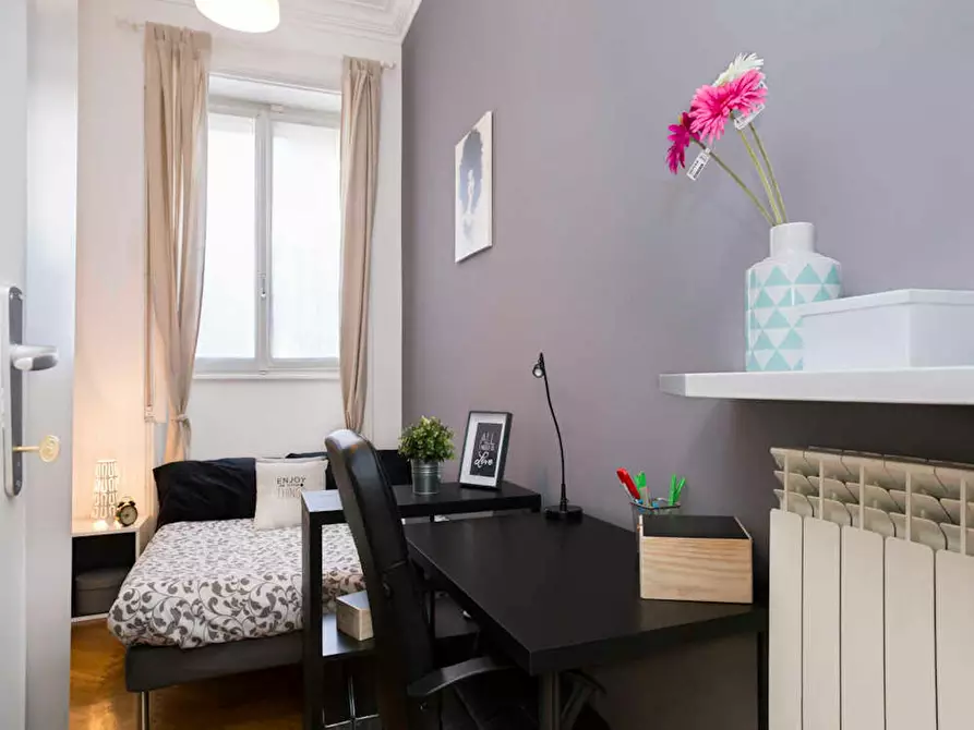 Immagine 4 di Camera in affitto  in Via Caminadella a Milano