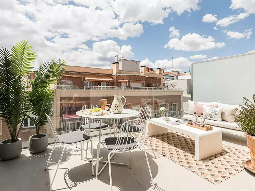 Immagine 7 di Appartamento in affitto  in Calle de Colomer a Madrid