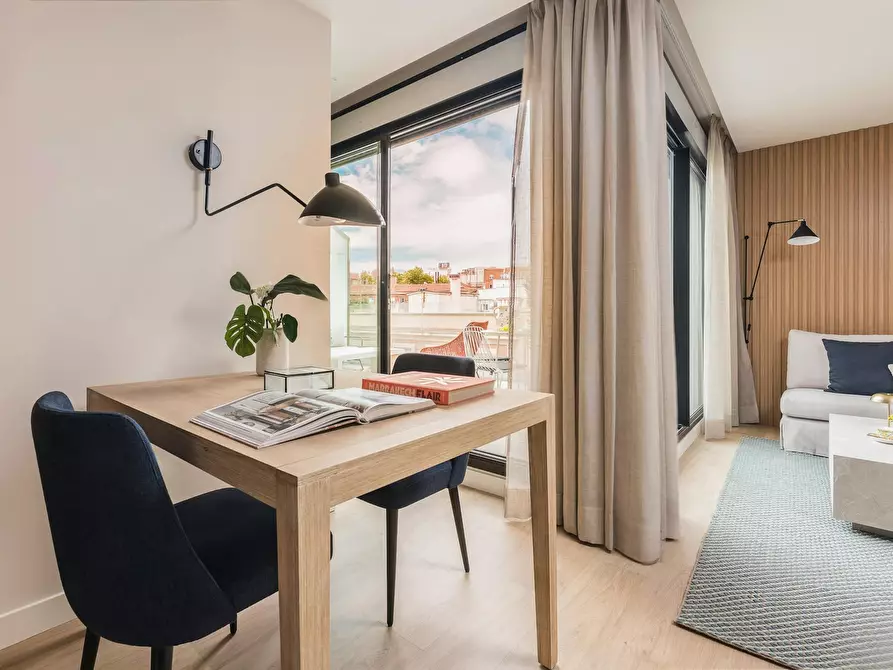 Immagine 3 di Appartamento in affitto  in Calle de Colomer a Madrid