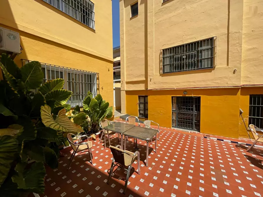 Immagine 9 di Camera in affitto  in Calle Porvenir a Sevilla