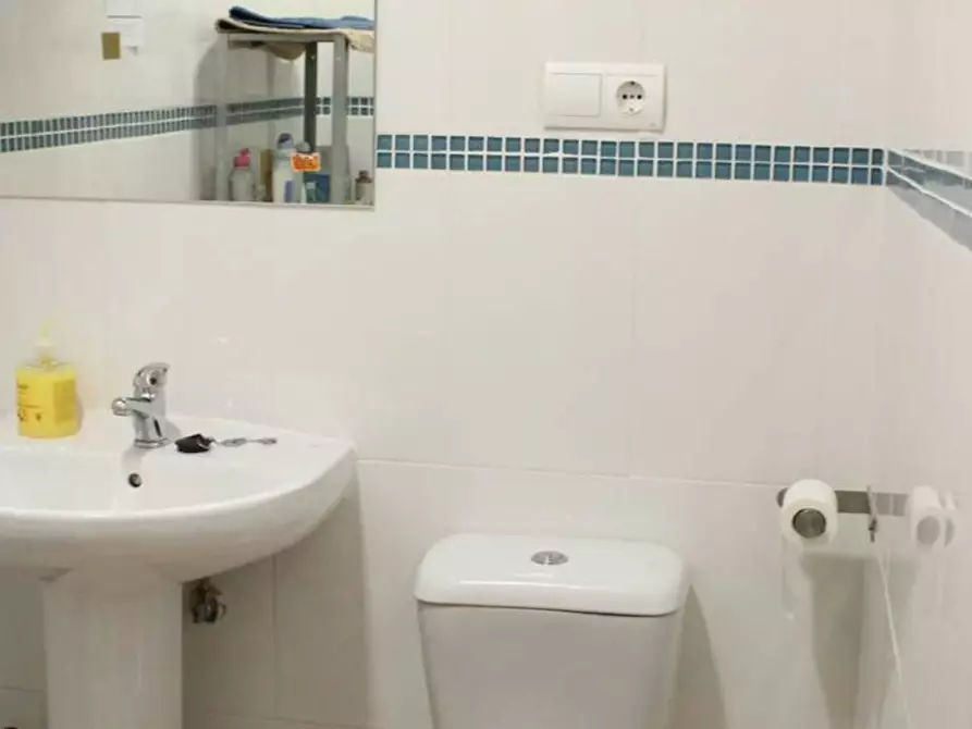 Immagine 7 di Camera in affitto  in Calle Porvenir a Sevilla