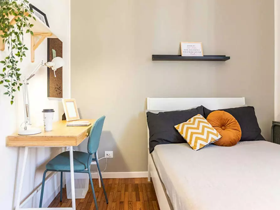 Immagine 7 di Camera in affitto  in Via Arcivescovo Romilli a Milano