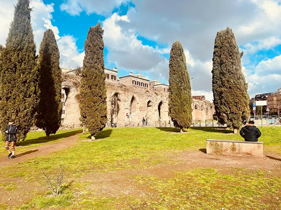 Immagine 6 di Camera in affitto  in Via Giuseppe Cei a Roma