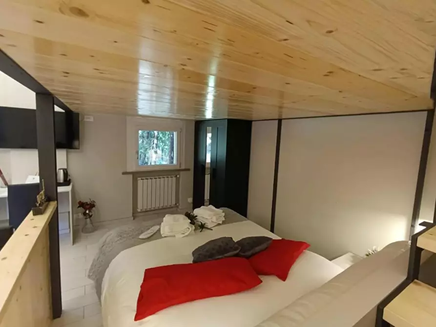 Immagine 10 di Appartamento in affitto  in Via Caduti della Via Fani a Bologna