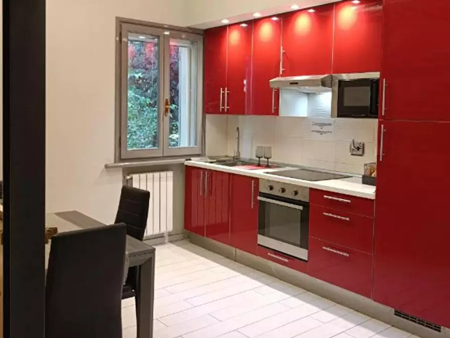 Immagine 4 di Appartamento in affitto  in Via Caduti della Via Fani a Bologna